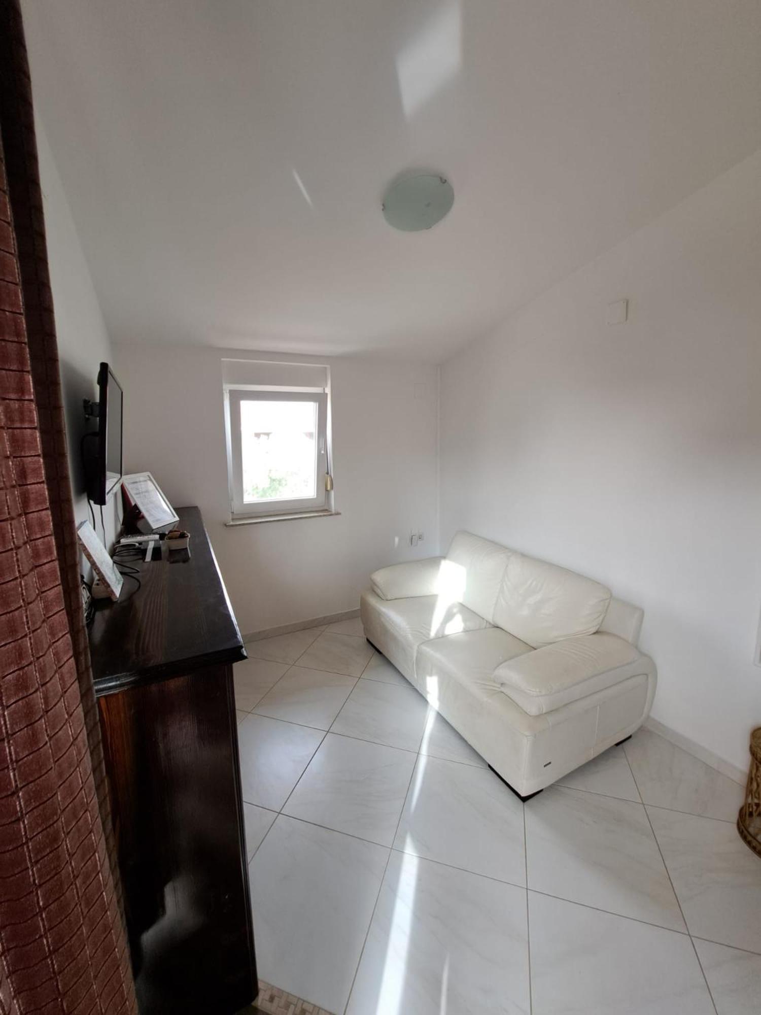 Maretic Apartament *