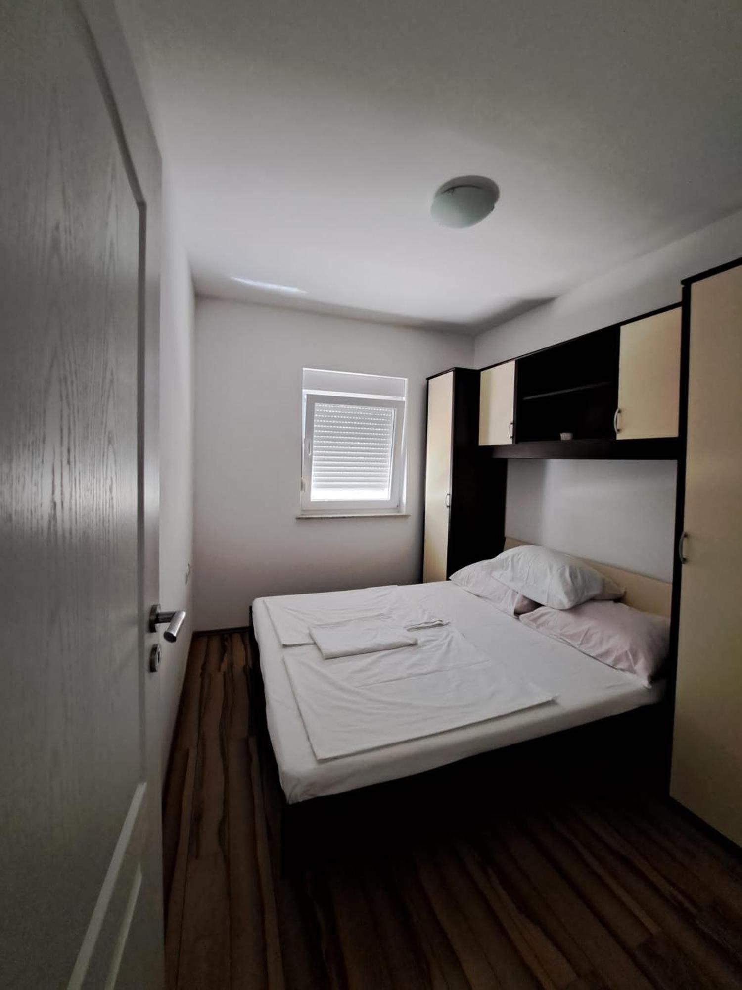 Apartament Maretic