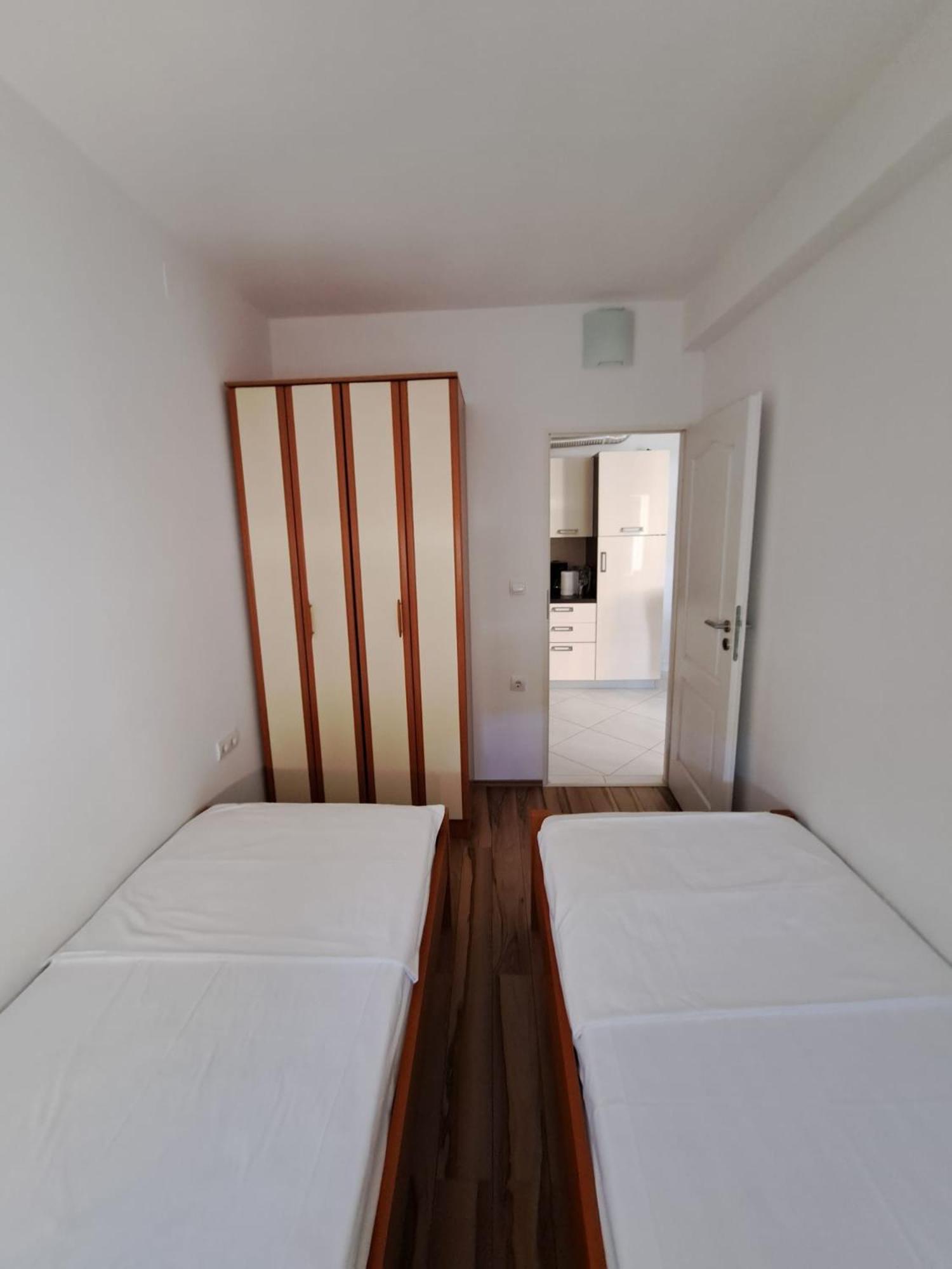 Apartament Maretic Mandre